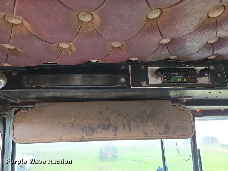 image for item EJ8431 1987 Kenworth winch truck