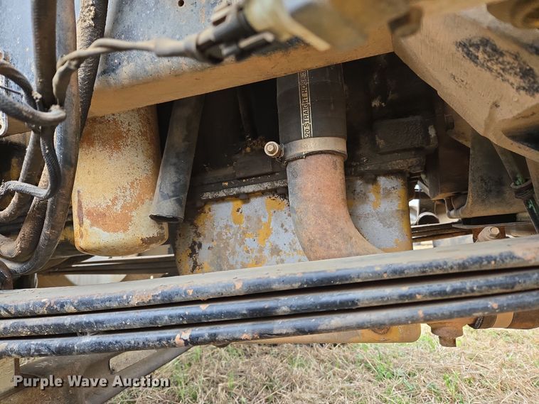 image for item EJ8431 1987 Kenworth winch truck