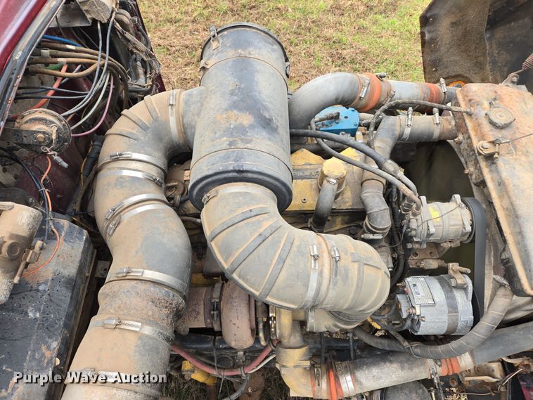 image for item EJ8431 1987 Kenworth winch truck