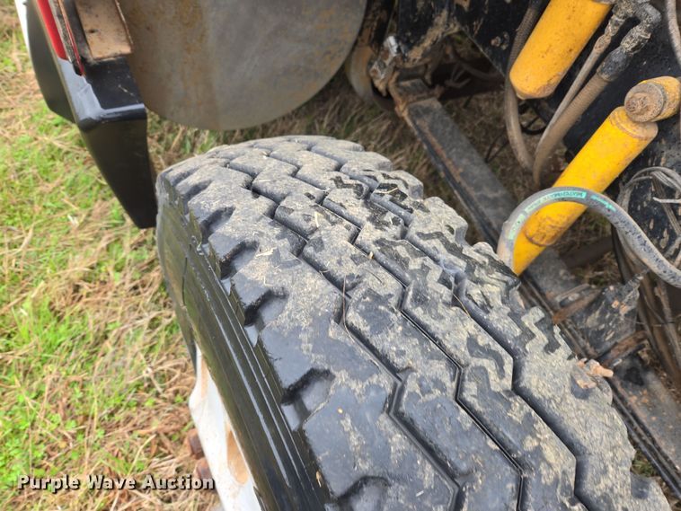 image for item EJ8431 1987 Kenworth winch truck