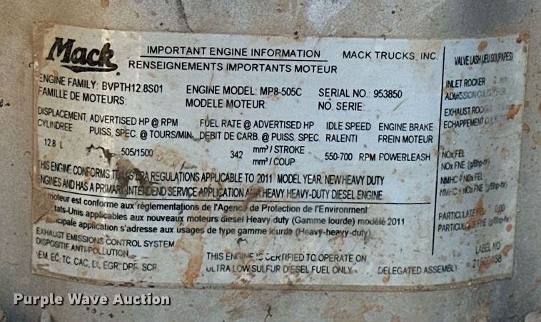 image for item EJ8565 2012 Mack CHU613 semi truck