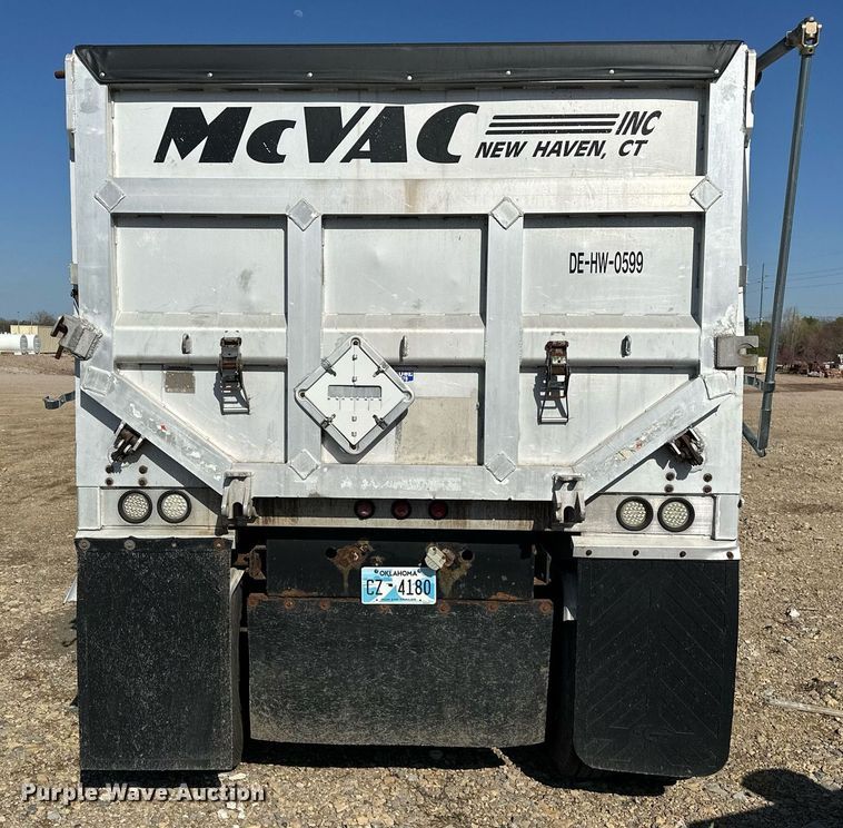 image for item EJ8568 2000 Manac 46238120 end dump trailer