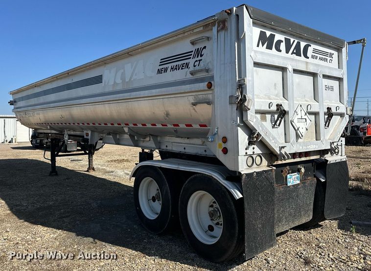 image for item EJ8568 2000 Manac 46238120 end dump trailer