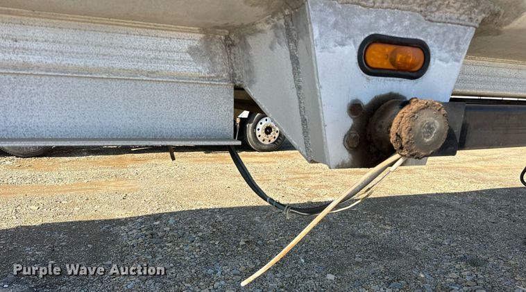 image for item EJ8568 2000 Manac 46238120 end dump trailer