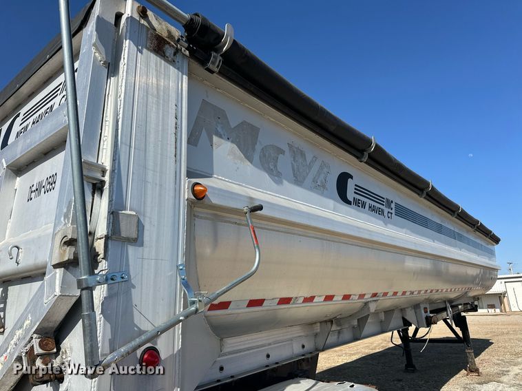 image for item EJ8568 2000 Manac 46238120 end dump trailer