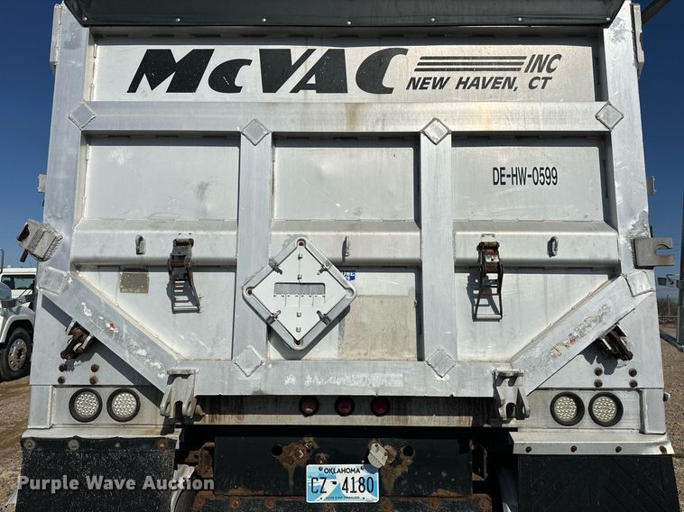 image for item EJ8568 2000 Manac 46238120 end dump trailer