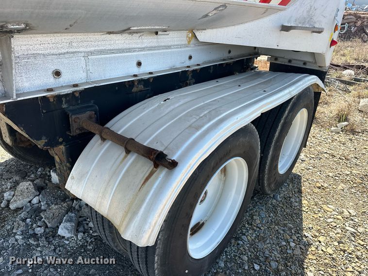 image for item EJ8568 2000 Manac 46238120 end dump trailer