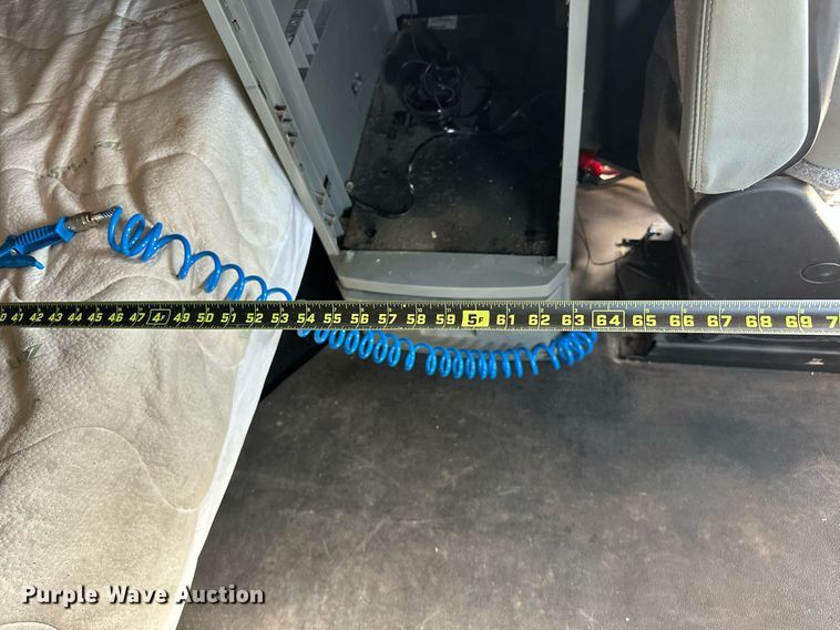 image for item EJ8569 2020 Kenworth T680 semi truck