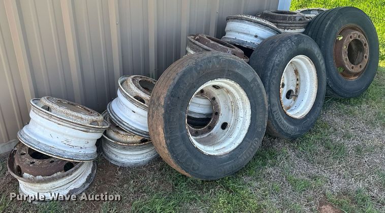 image for item EJ8659 Tires and wheels