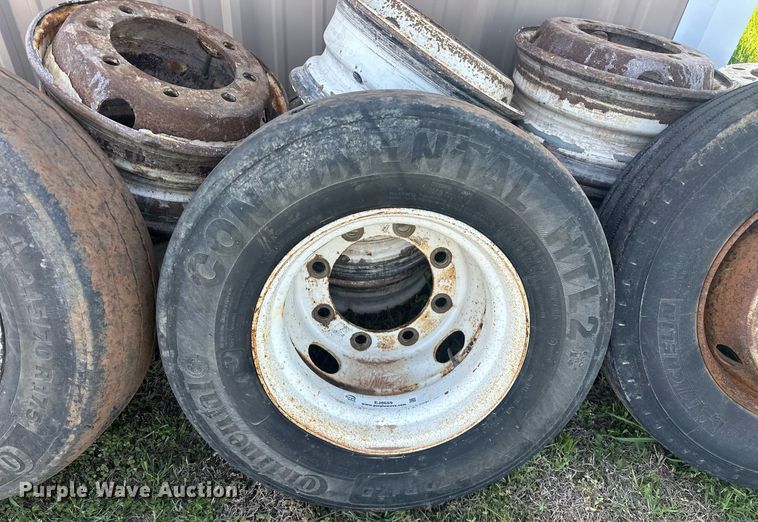 image for item EJ8659 Tires and wheels