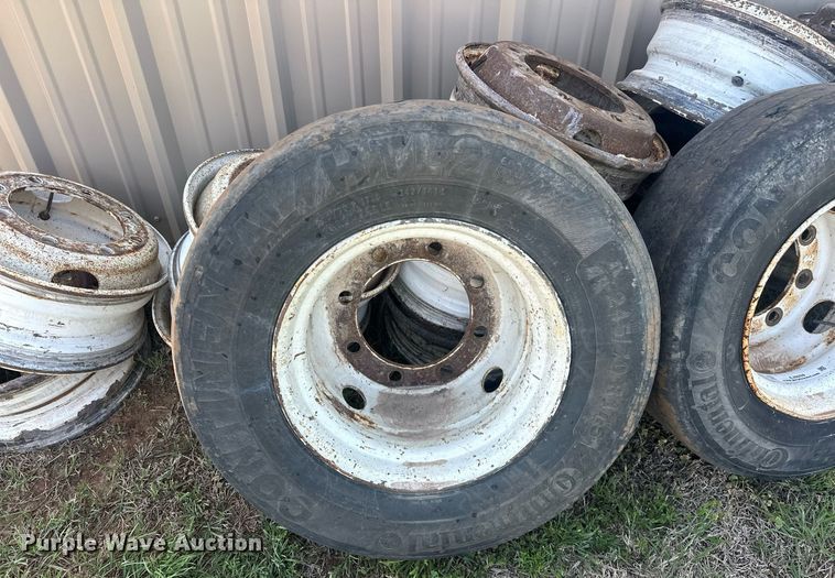 image for item EJ8659 Tires and wheels