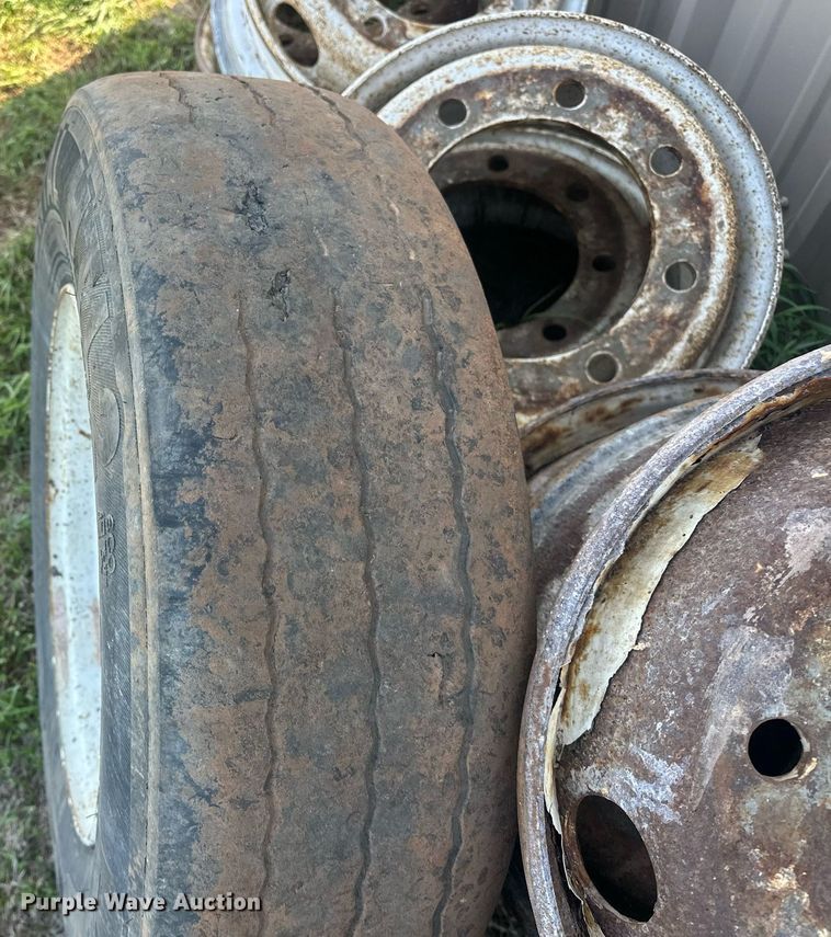 image for item EJ8659 Tires and wheels