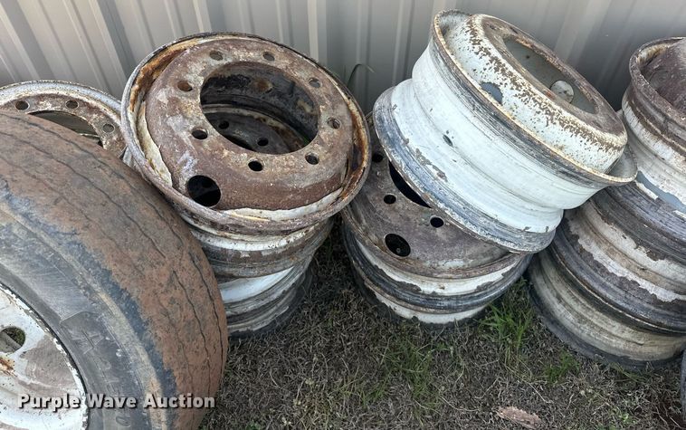 image for item EJ8659 Tires and wheels