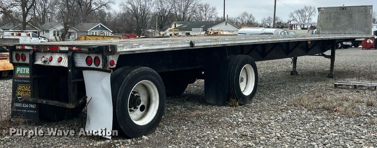 image for item EK2620 2002 Fontaine flatbed trailer