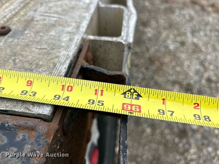 image for item EK2620 2002 Fontaine flatbed trailer