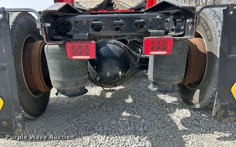 image for item EK2784 2017 International ProStar Plus semi truck