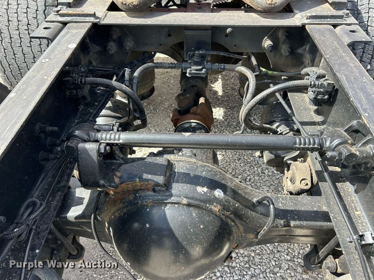 image for item EK2784 2017 International ProStar Plus semi truck