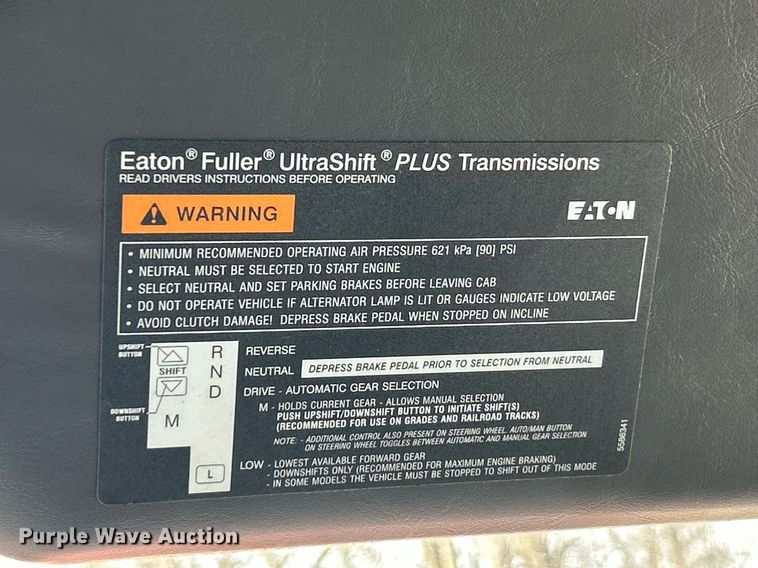 image for item EK2784 2017 International ProStar Plus semi truck