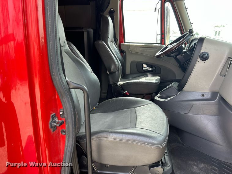 image for item EK2784 2017 International ProStar Plus semi truck