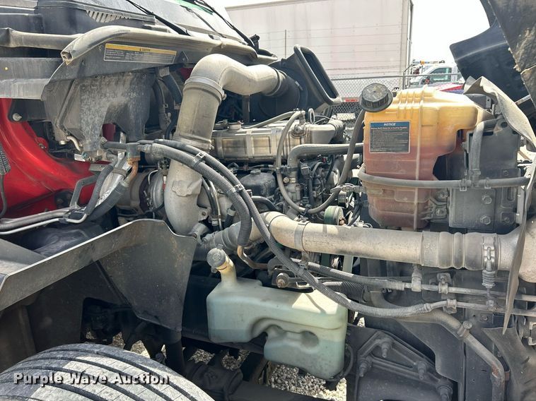 image for item EK2784 2017 International ProStar Plus semi truck