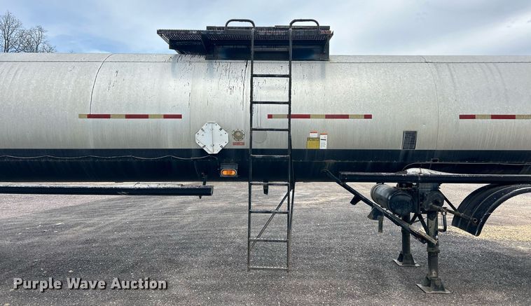 image for item EK2793 1993 Etnye TR6 tank trailer
