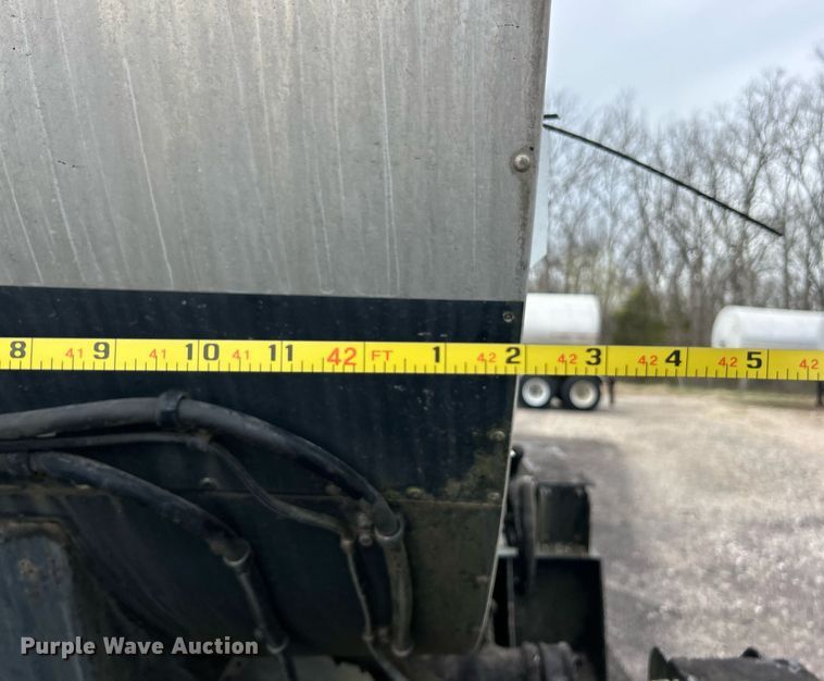 image for item EK2793 1993 Etnye TR6 tank trailer