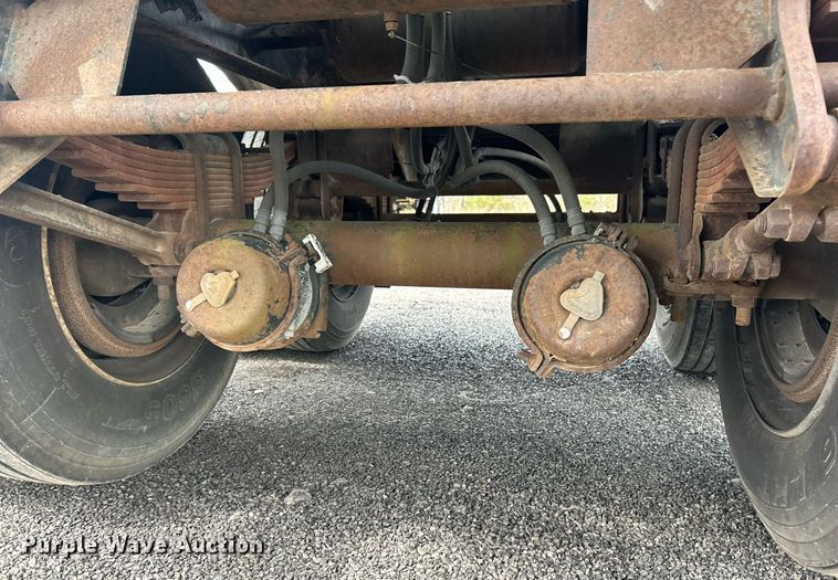 image for item EK2793 1993 Etnye TR6 tank trailer