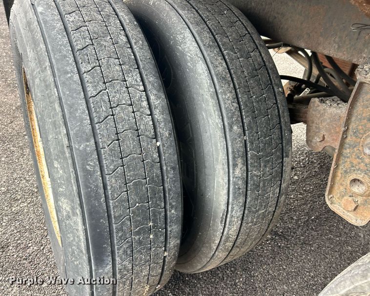 image for item EK2793 1993 Etnye TR6 tank trailer