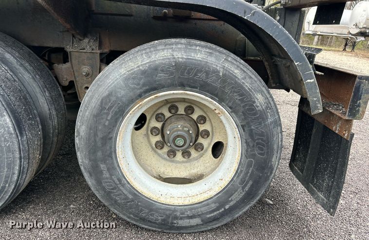 image for item EK2793 1993 Etnye TR6 tank trailer