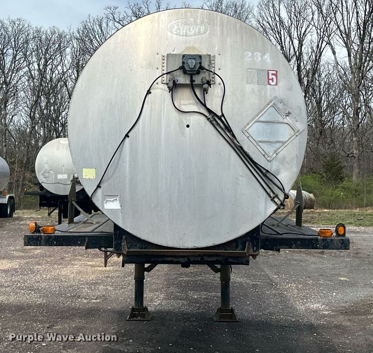 image for item EK2794 1991 Etnyre TR6 tank trailer