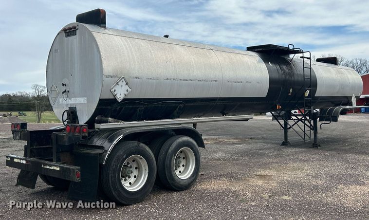 image for item EK2794 1991 Etnyre TR6 tank trailer