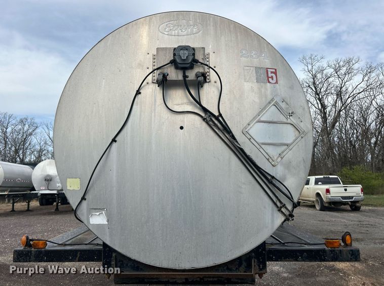 image for item EK2794 1991 Etnyre TR6 tank trailer