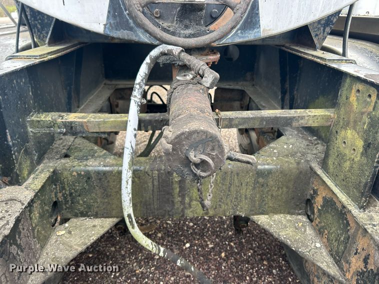 image for item EK2794 1991 Etnyre TR6 tank trailer