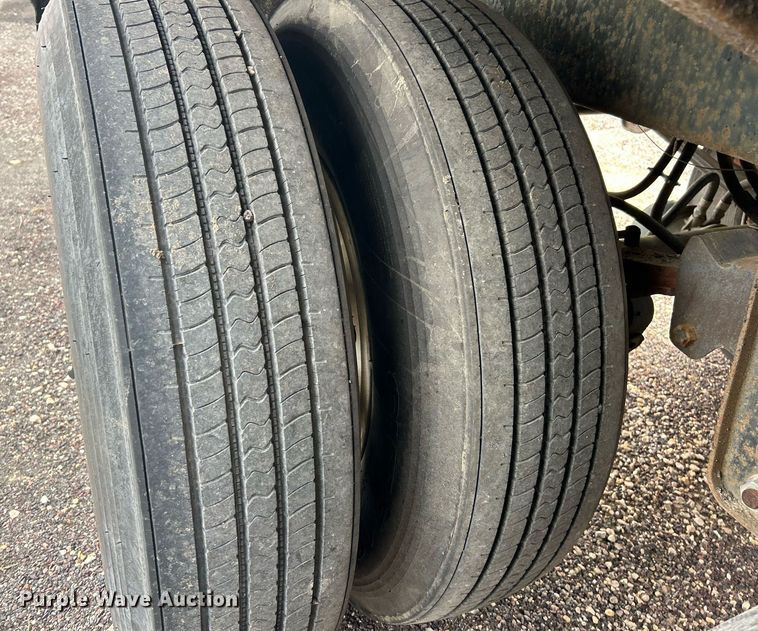 image for item EK2794 1991 Etnyre TR6 tank trailer