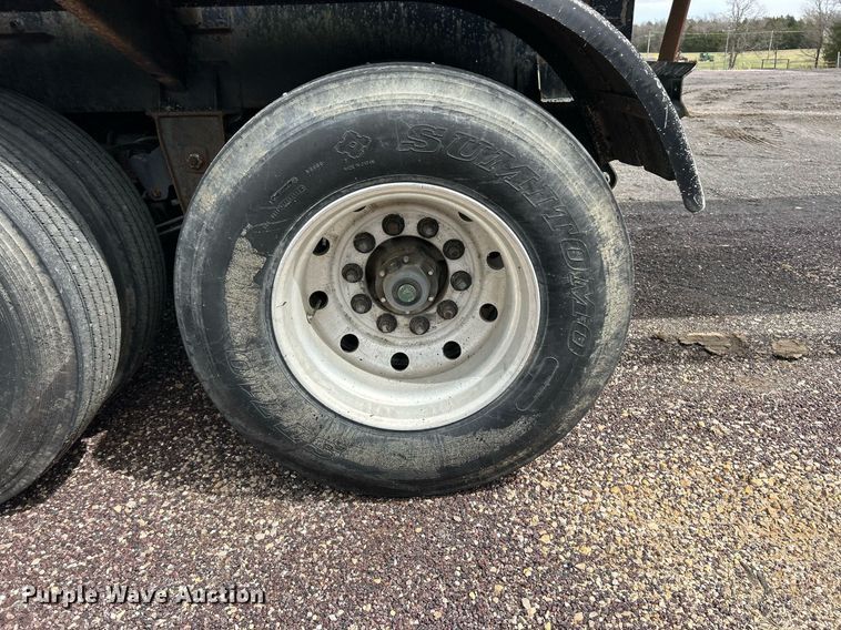 image for item EK2794 1991 Etnyre TR6 tank trailer