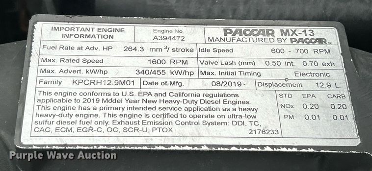 image for item EK2838 2020 Peterbilt 579 semi truck