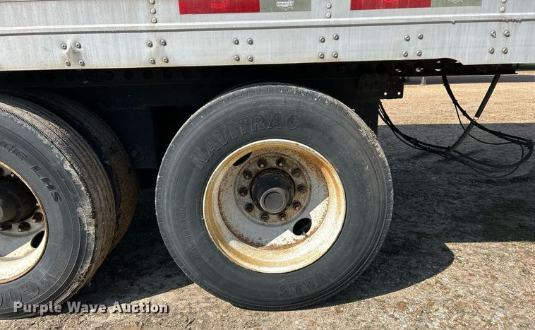 image for item EK2846 2011 Wabash refrigerated van trailer