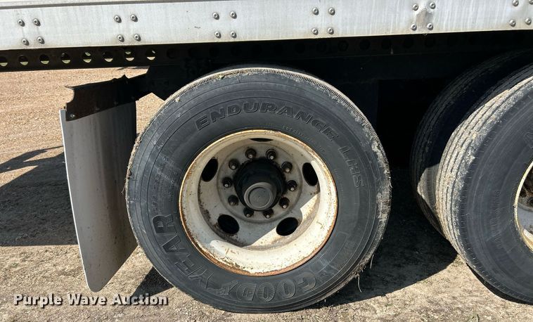 image for item EK2846 2011 Wabash refrigerated van trailer