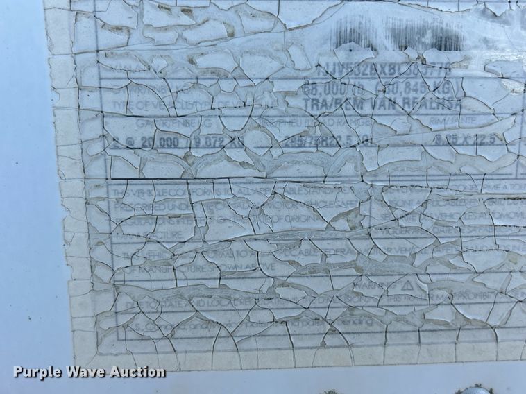 image for item EK2846 2011 Wabash refrigerated van trailer