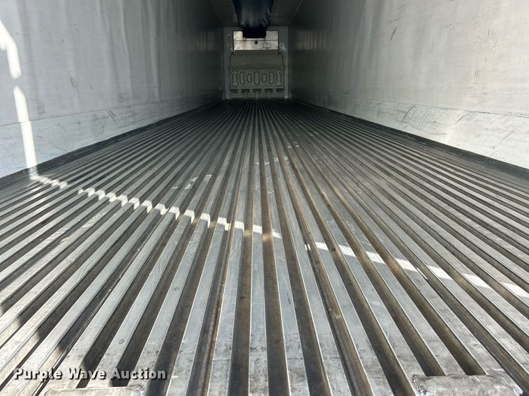 image for item EK2849 2011 Wabash refrigerated van trailer