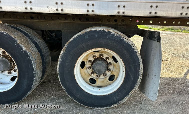 image for item EK2849 2011 Wabash refrigerated van trailer