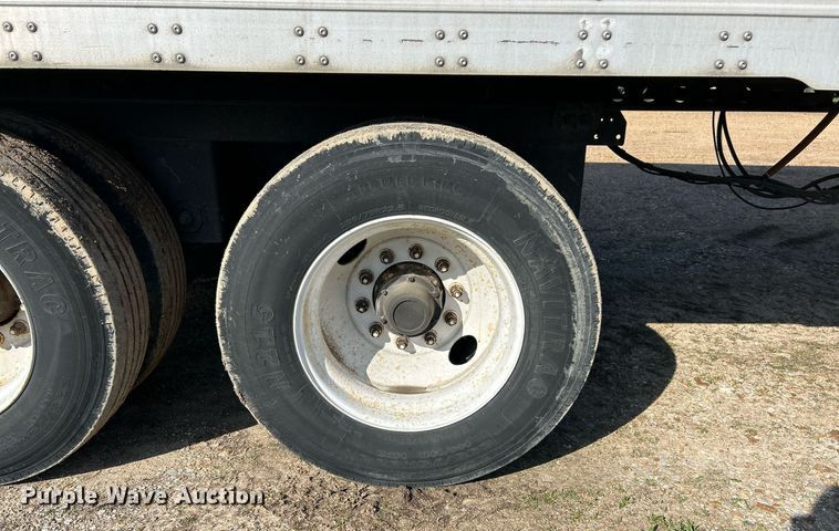 image for item EK2849 2011 Wabash refrigerated van trailer