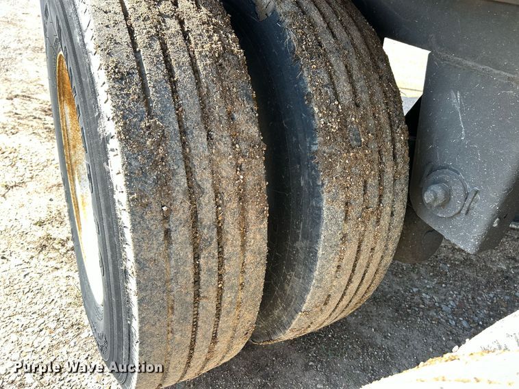 image for item EK2849 2011 Wabash refrigerated van trailer