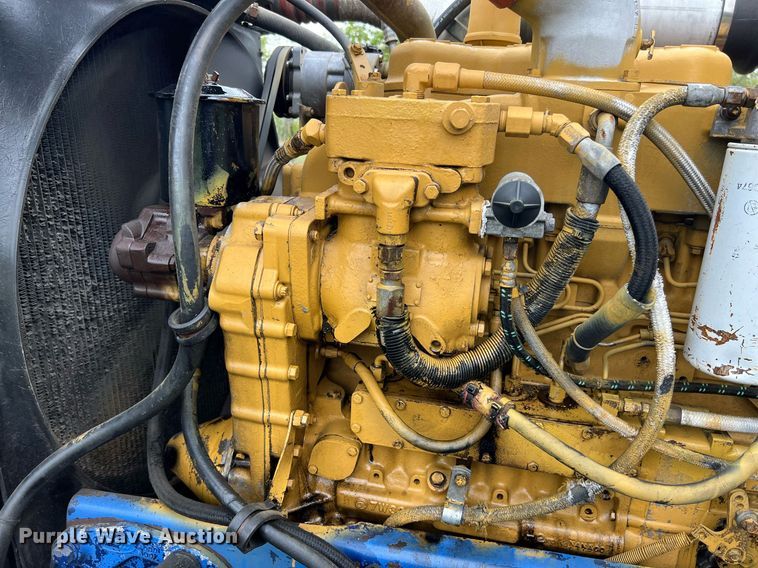 image for item EL2011 1990 Peterbilt 379 semi truck