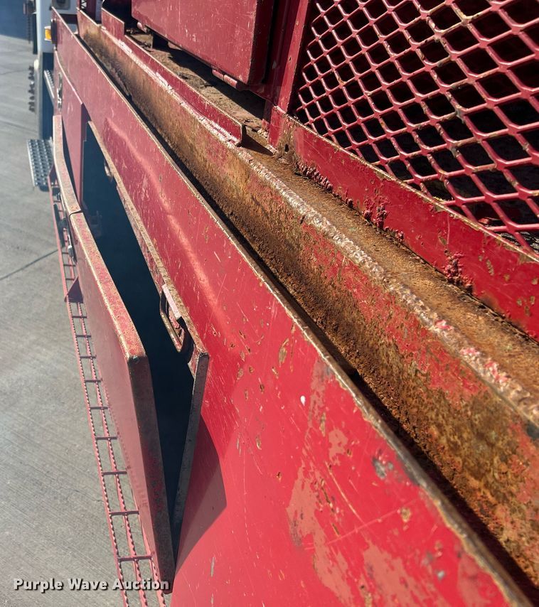 image for item EL5702 2015 International 7300 winch truck