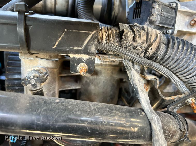 image for item EL5702 2015 International 7300 winch truck