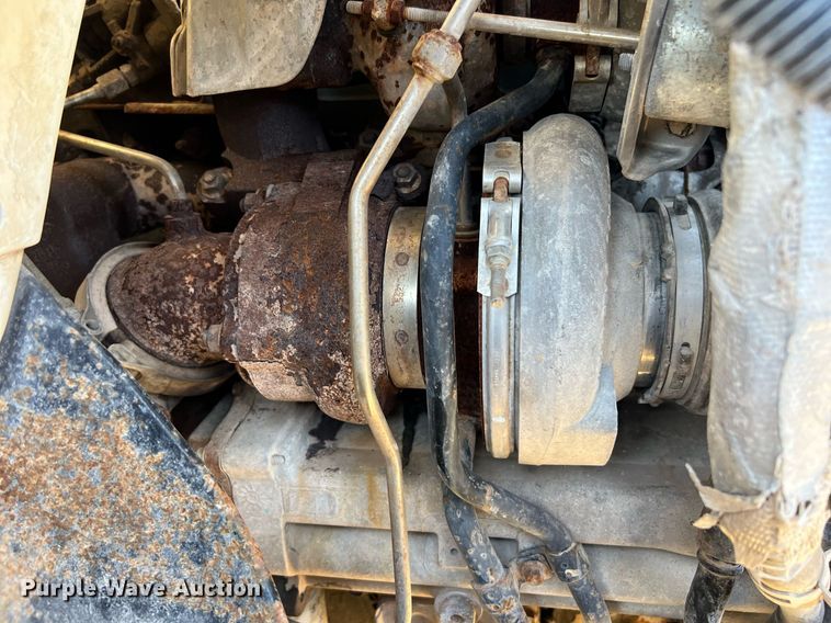 image for item EL5702 2015 International 7300 winch truck