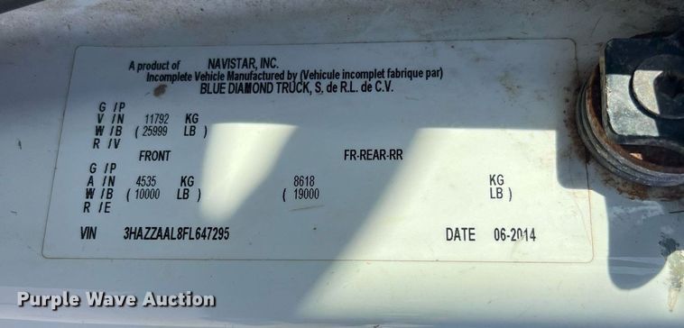 image for item EL5702 2015 International 7300 winch truck