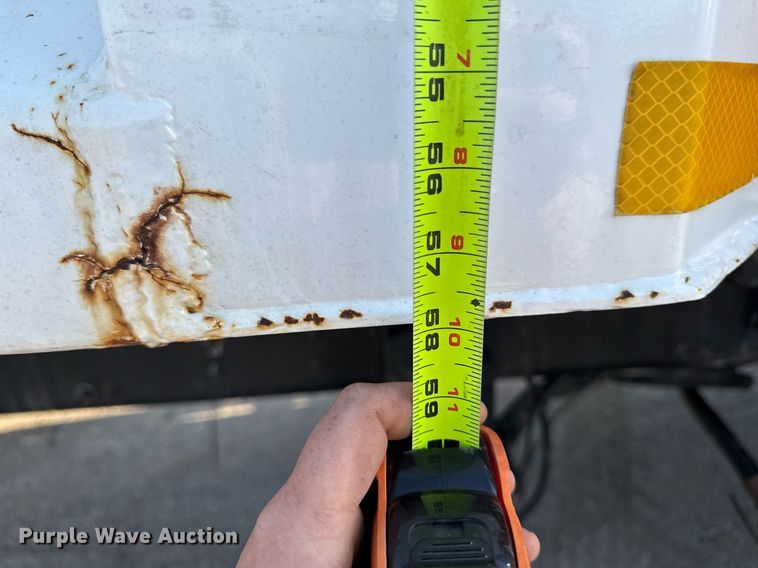 image for item EM3744 2003 Freightliner FLD120SD Classic dump truck