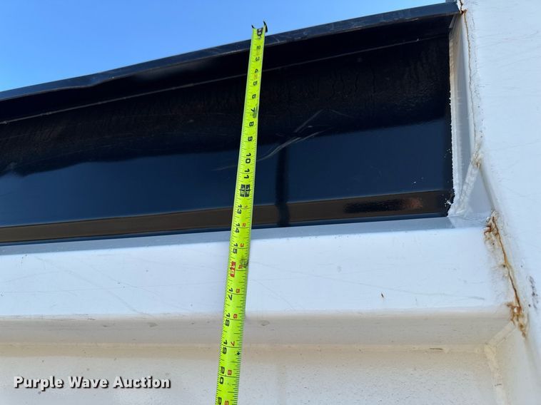 image for item EM3744 2003 Freightliner FLD120SD Classic dump truck